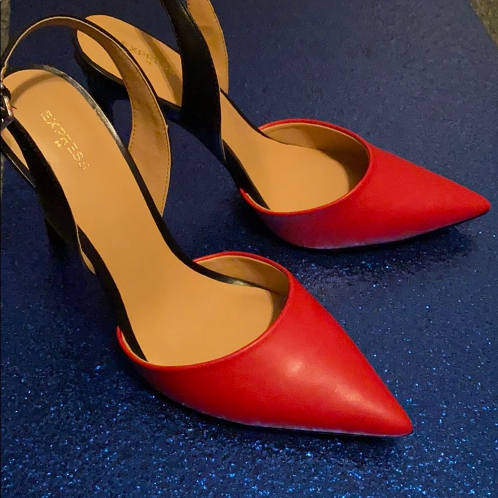 Express Color Block Sling-back Pumps